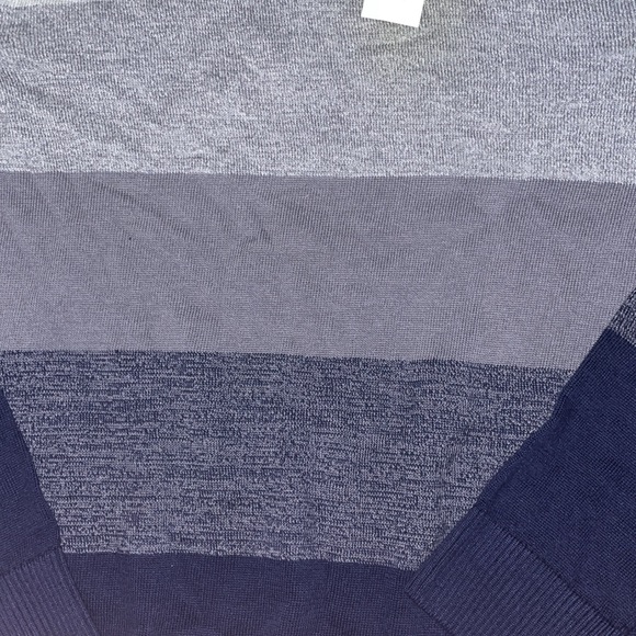 Boys sweater - Picture 3 of 3